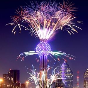 Meet your Posher, Aurora